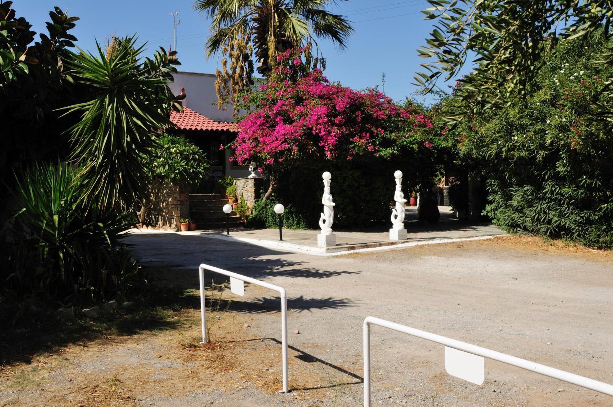 Hotel Marina Village Sitia  Eksteriør billede